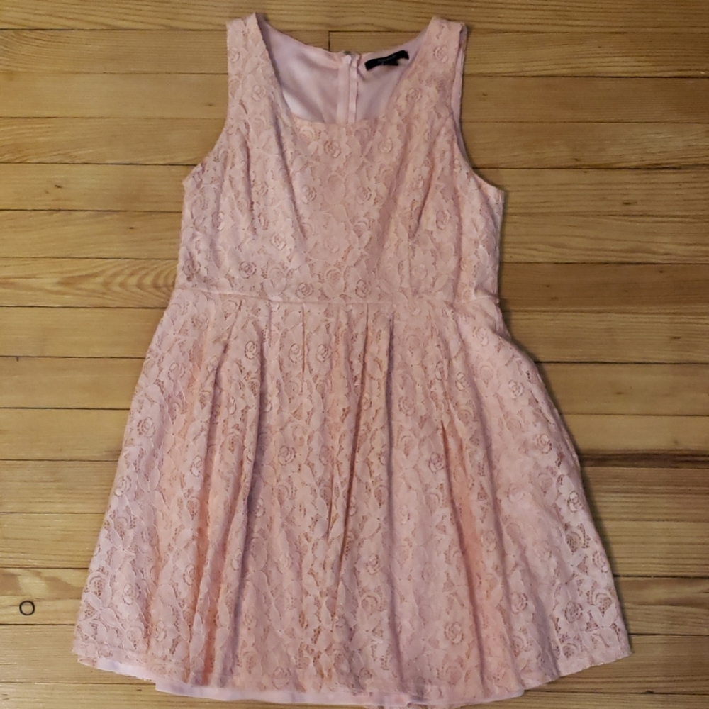 Forever 21 Lace Skater Dress